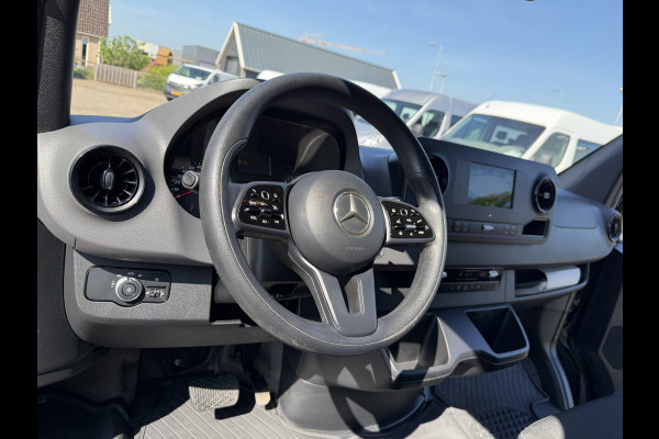 Mercedes-Benz Sprinter 314 2.2 CDI autmaat L1H2 zwart / euro 6 / bpm vij / vaste prijs rijklaar € 23.950 ex btw / lease vanaf € 391 / cruise en climate control / achteruit camera / navigatie