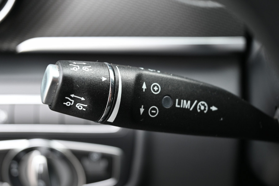 Mercedes-Benz V-Klasse 300d AMG DC L3 XL Avantgarde Edition Burmester, 360 Camera, Distronic, Electrische schuifdeuren, Alarm kl. 3