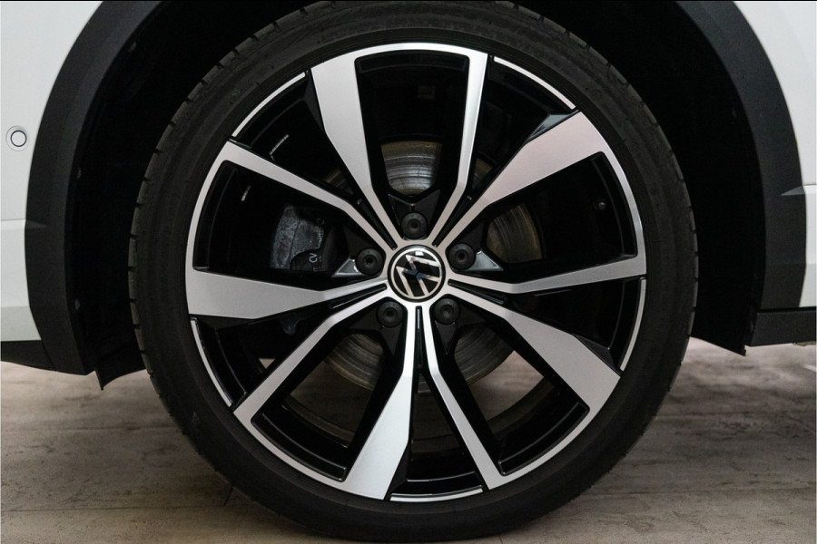 Volkswagen T-Roc 1.5 TSI 2x R-Line 150PK | Pano | Camera | IQ Light | 19'' R | 12 MND Garantie