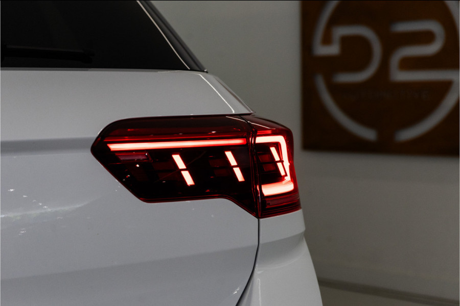 Volkswagen T-Roc 1.5 TSI 2x R-Line 150PK | Pano | Camera | IQ Light | 19'' R | 12 MND Garantie