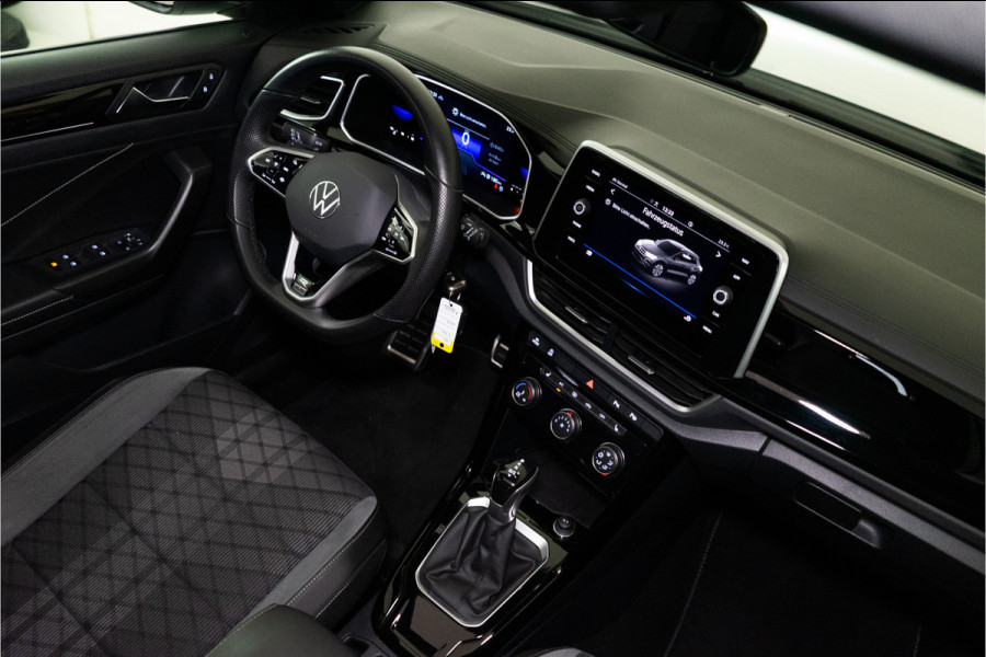 Volkswagen T-Roc 1.5 TSI 2x R-Line 150PK | Pano | Camera | IQ Light | 19'' R | 12 MND Garantie