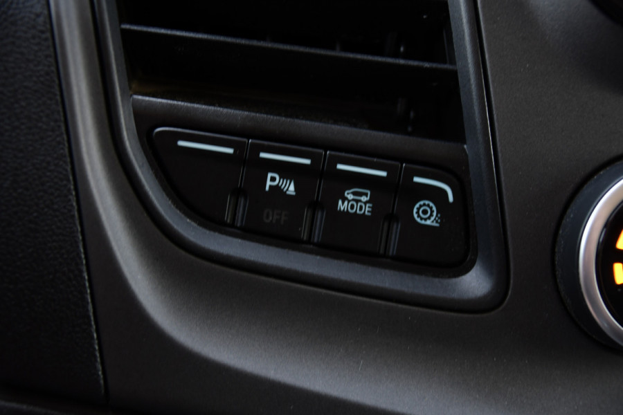 Ford Transit Custom 300 2.0 TDCI L2H1 PB Edition Camera, Cruise, Carplay, Automaat, 130pk, LED, Sensoren, Multimedia, Trekhaak, Uniek!