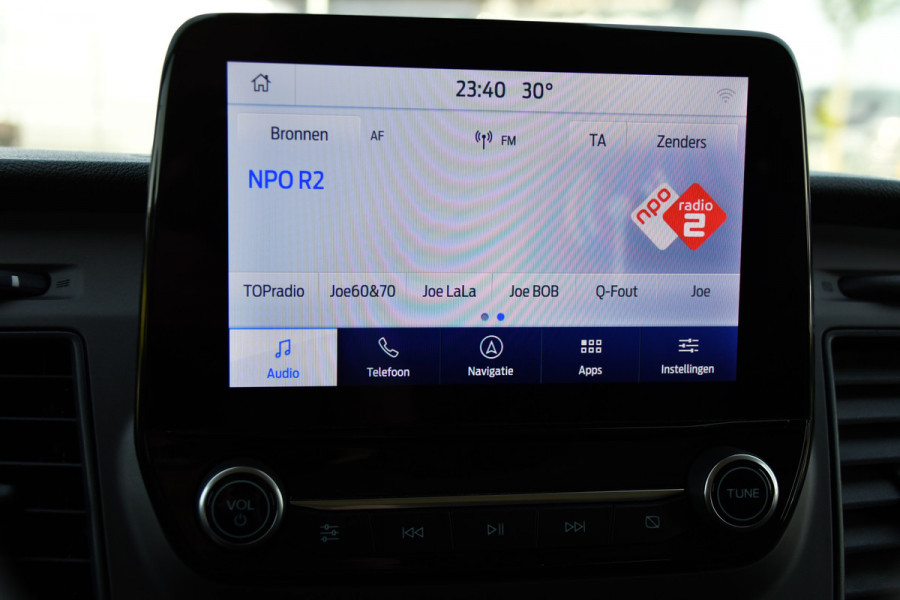 Ford Transit Custom 300 2.0 TDCI L2H1 PB Edition Camera, Cruise, Carplay, Automaat, 130pk, LED, Sensoren, Multimedia, Trekhaak, Uniek!