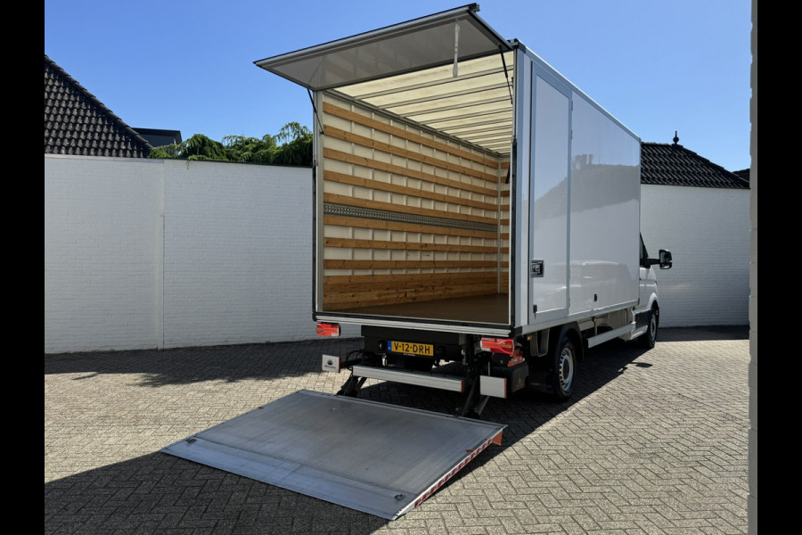 Volkswagen Crafter 35 2.0 TDI L4 Bakwagen+laadklep Cruise Airconditioning Media player Bluetooth All season banden