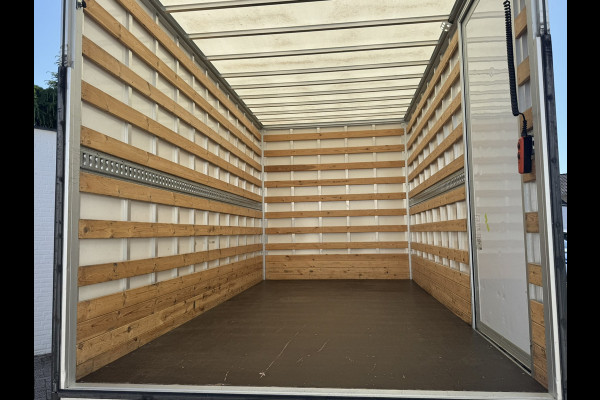 Volkswagen Crafter 35 2.0 TDI L4 Bakwagen+laadklep Cruise Airconditioning Media player Bluetooth All season banden