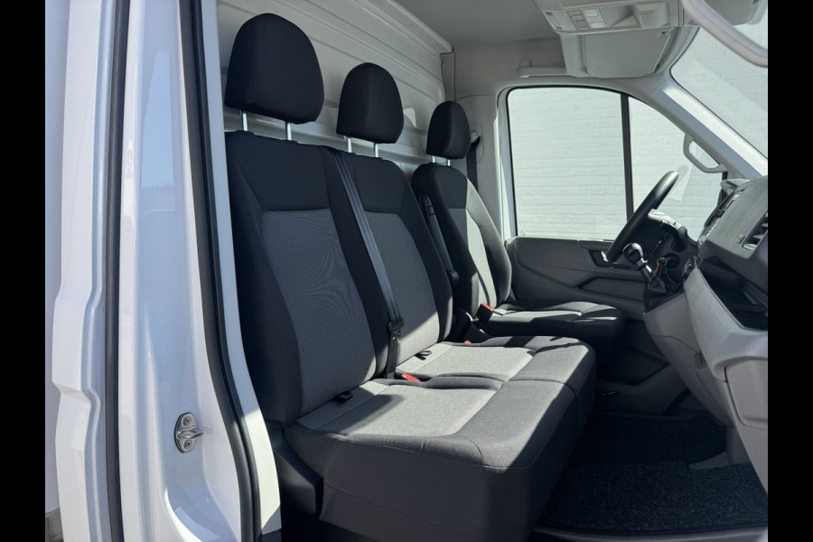 Volkswagen Crafter 35 2.0 TDI L4 Bakwagen+laadklep Cruise Airconditioning Media player Bluetooth All season banden