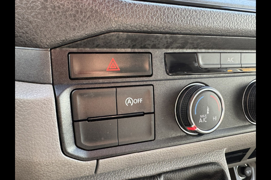 Volkswagen Crafter 35 2.0 TDI L4 Bakwagen+laadklep Cruise Airconditioning Media player Bluetooth All season banden