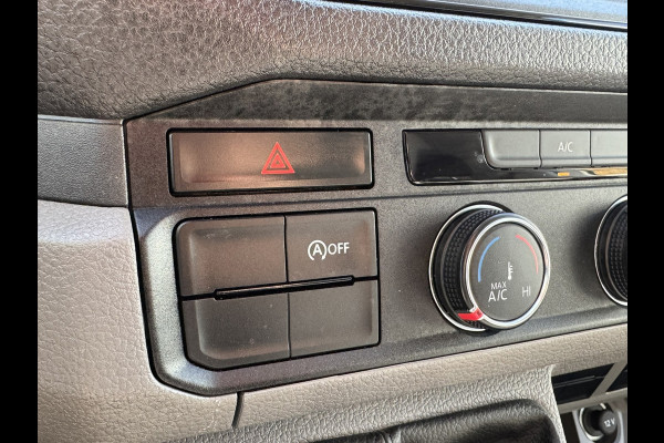Volkswagen Crafter 35 2.0 TDI L4 Bakwagen+laadklep Cruise Airconditioning Media player Bluetooth All season banden