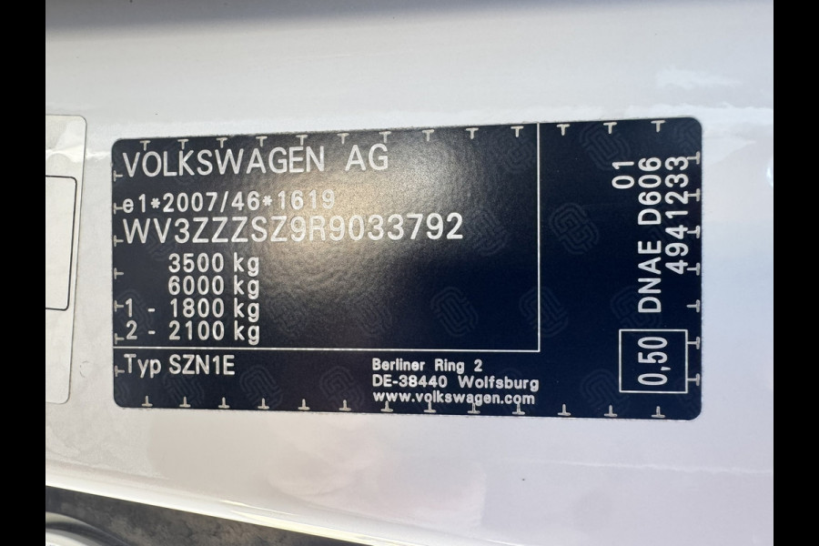 Volkswagen Crafter 35 2.0 TDI L4 Bakwagen+laadklep Cruise Airconditioning Media player Bluetooth All season banden