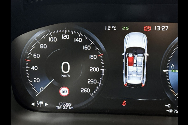 Volvo XC60 2.0 T6 Hybride AWD Inscription / SOH 88% / Panoramadak / Trekhaak / Leder lux./Stuur-Stoelverw / Pdc+camera / Audio & Park Ass./ Lighting / Apk 06-2027