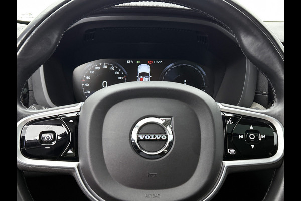 Volvo XC60 2.0 T6 Hybride AWD Inscription / SOH 88% / Panoramadak / Trekhaak / Leder lux./Stuur-Stoelverw / Pdc+camera / Audio & Park Ass./ Lighting / Apk 06-2027