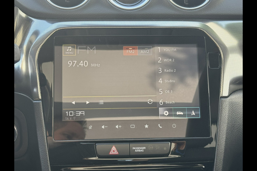 Suzuki Vitara 1.5 Hybrid Style Automaat Carplay Panorama Camera Adaptieve cruise All season