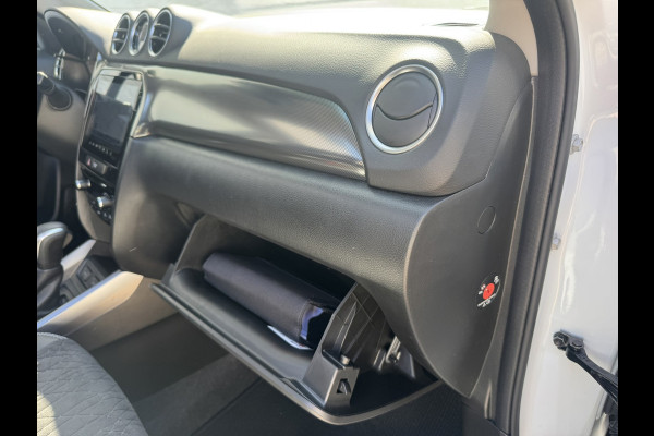 Suzuki Vitara 1.5 Hybrid Style Automaat Carplay Panorama Camera Adaptieve cruise All season