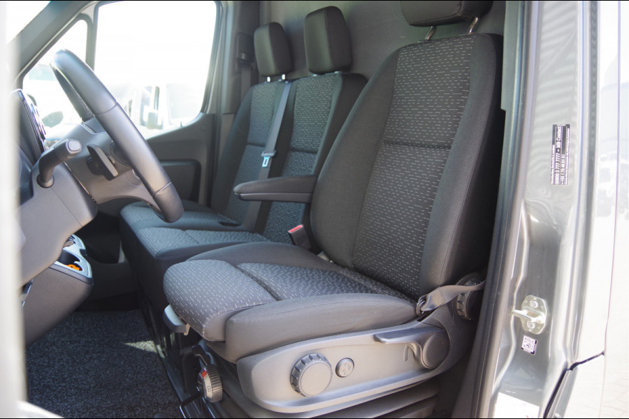 Mercedes-Benz Sprinter 214 2.2 CDI L1H2 AUT. LED, MBUX 10'', 2T TREKGEWICHT, 360 CAMERA, STOELVERWARMING, CRUISE, LEDER STUUR, GEVEERDE STOEL