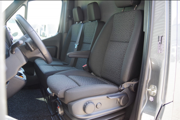 Mercedes-Benz Sprinter 214 2.2 CDI L1H2 AUT. LED, MBUX 10'', 2T TREKGEWICHT, 360 CAMERA, STOELVERWARMING, CRUISE, LEDER STUUR, GEVEERDE STOEL
