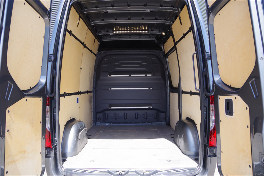 Mercedes-Benz Sprinter 214 2.2 CDI L1H2 AUT. LED, MBUX 10'', 2T TREKGEWICHT, 360 CAMERA, STOELVERWARMING, CRUISE, LEDER STUUR, GEVEERDE STOEL