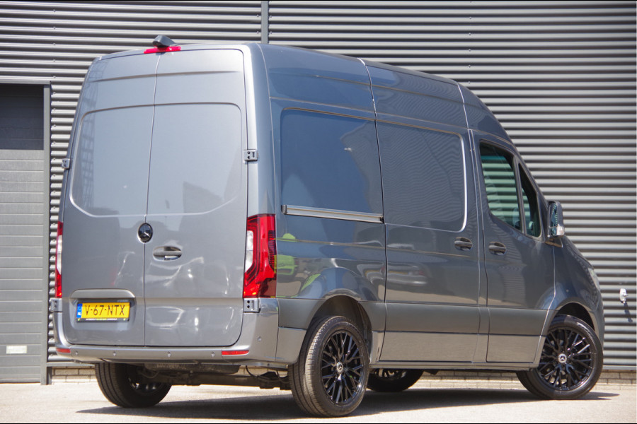 Mercedes-Benz Sprinter 214 2.2 CDI L1H2 AUT. LED, MBUX 10'', 2T TREKGEWICHT, 360 CAMERA, STOELVERWARMING, CRUISE, LEDER STUUR, GEVEERDE STOEL