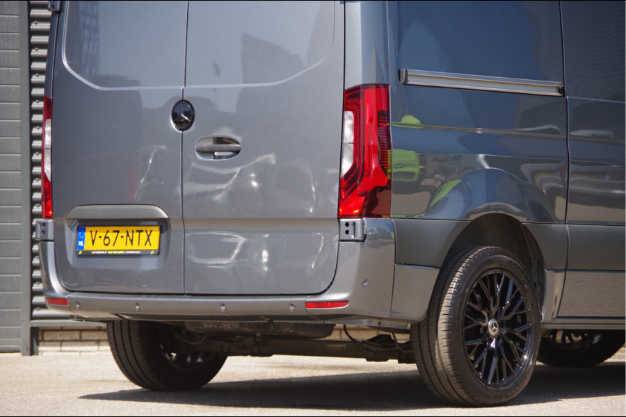 Mercedes-Benz Sprinter 214 2.2 CDI L1H2 AUT. LED, MBUX 10'', 2T TREKGEWICHT, 360 CAMERA, STOELVERWARMING, CRUISE, LEDER STUUR, GEVEERDE STOEL