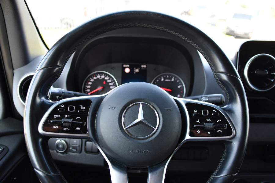 Mercedes-Benz Sprinter 319 V6 3.0 CDI L2H2 PB Edition 360 Camera, Adaptieve Cruise, Carplay, 3500kg Trekhaak, Automaat, 10,5'' Mbux, Sensoren, Uniek!