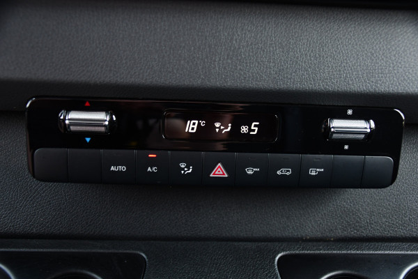 Mercedes-Benz Sprinter 319 V6 3.0 CDI L2H2 PB Edition 360 Camera, Adaptieve Cruise, Carplay, 3500kg Trekhaak, Automaat, 10,5'' Mbux, Sensoren, Uniek!