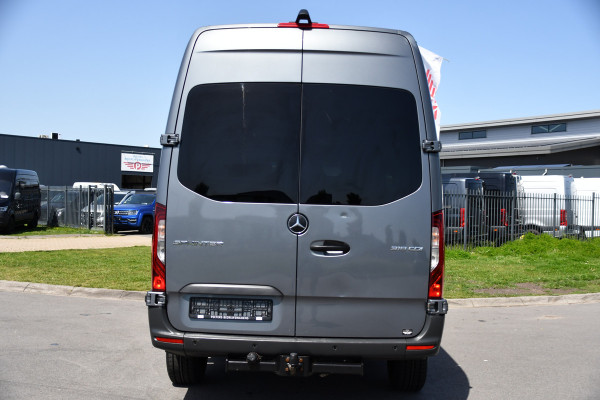 Mercedes-Benz Sprinter 319 V6 3.0 CDI L2H2 PB Edition 360 Camera, Adaptieve Cruise, Carplay, 3500kg Trekhaak, Automaat, 10,5'' Mbux, Sensoren, Uniek!