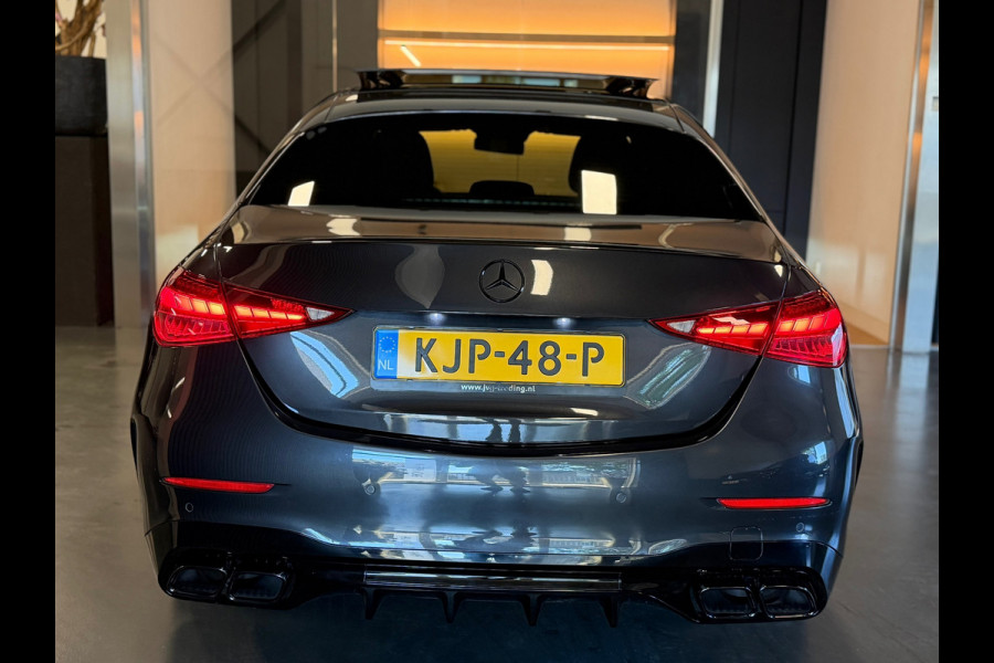 Mercedes-Benz C-Klasse 300 e AMG night Pano Memory 360Camera