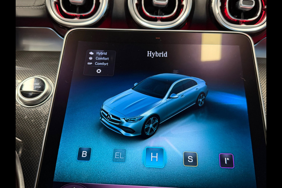 Mercedes-Benz C-Klasse 300 e AMG night Pano Memory 360Camera