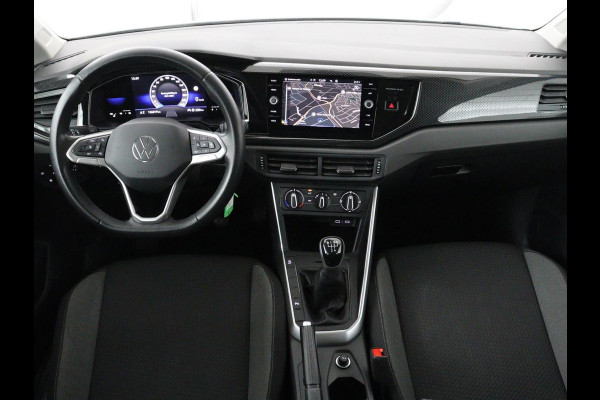 Volkswagen Polo 1.0 TSI Life | Carplay | Navigatie | Parkeerhulp | Adaptive cruise | Airco | File Assistent | Bluetooth | Digital Cockpit | Full LED | Origineel NL
