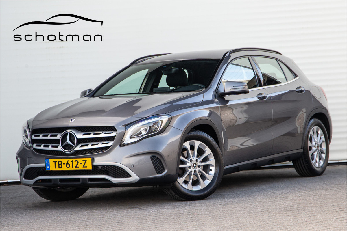 Mercedes-Benz GLA 180 Business Solution Camera, Navi, PDC 2018