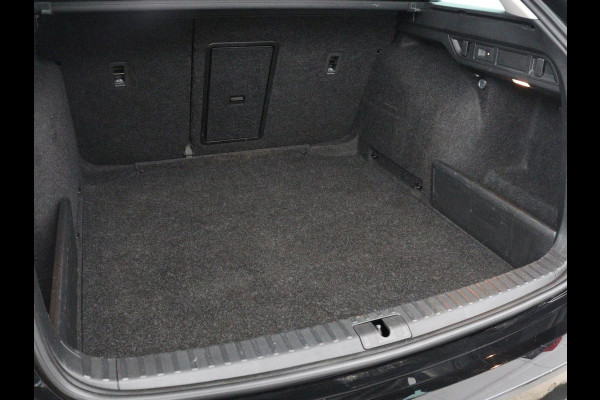 Škoda Octavia 1.0 e-TSI Business Edition | Trekhaak | Adaptive cruise | Carplay | Navigatie | Keyless | Full LED | Parkeerhulp | Virtual Cockpit | Climate control