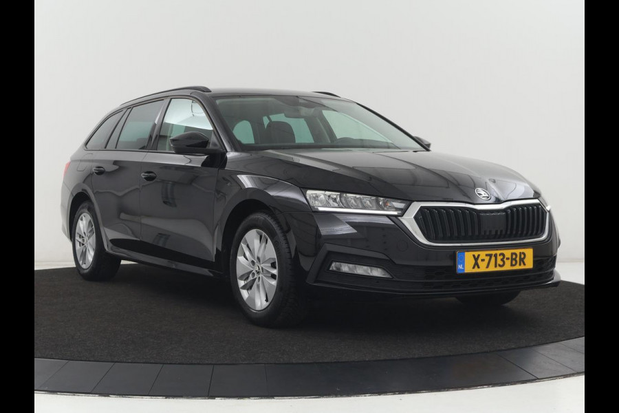 Škoda Octavia 1.0 e-TSI Business Edition | Trekhaak | Adaptive cruise | Carplay | Navigatie | Keyless | Full LED | Parkeerhulp | Virtual Cockpit | Climate control