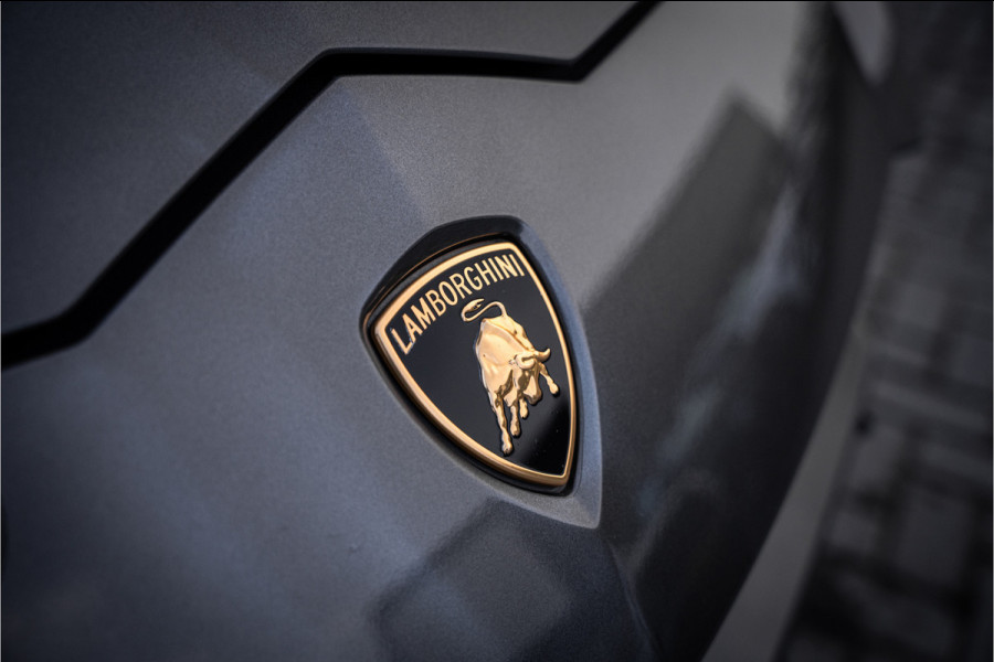 Lamborghini Urus 4.0 V8 - Panorama | B&O Adv. | 23 Inch | Carbon