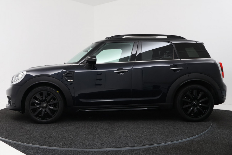 MINI Countryman 1.5 Cooper Chili (PANORAMADAK, STOELVERWARMING, HEAD-UP, CLIMA, H/K, VOORRUIT VERWARMING, LED)
