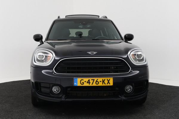 MINI Countryman 1.5 Cooper Chili (PANORAMADAK, STOELVERWARMING, HEAD-UP, CLIMA, H/K, VOORRUIT VERWARMING, LED)