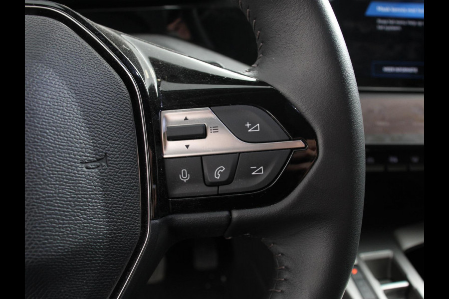 Peugeot 408 1.2 Hybrid 145 e-DCS6 Allure Automaat Navigatie Apple Carplay/Android Auto Camera Parkeersensoren Adaptive Cruise Control Full LED Lichtmetalen velgen Climate Control Camera