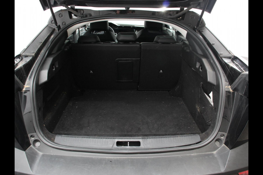 Peugeot 408 1.2 Hybrid 145 e-DCS6 Allure Automaat Navigatie Apple Carplay/Android Auto Camera Parkeersensoren Adaptive Cruise Control Full LED Lichtmetalen velgen Climate Control Camera