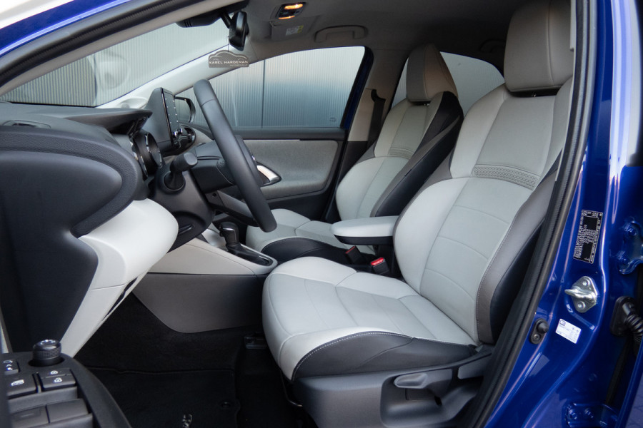 Toyota Yaris 1.5 Hybrid 115 First Edition | JBL | Head Up | ACC | Leder |