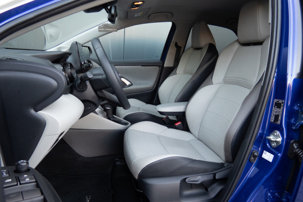 Toyota Yaris 1.5 Hybrid 115 First Edition | JBL | Head Up | ACC | Leder |
