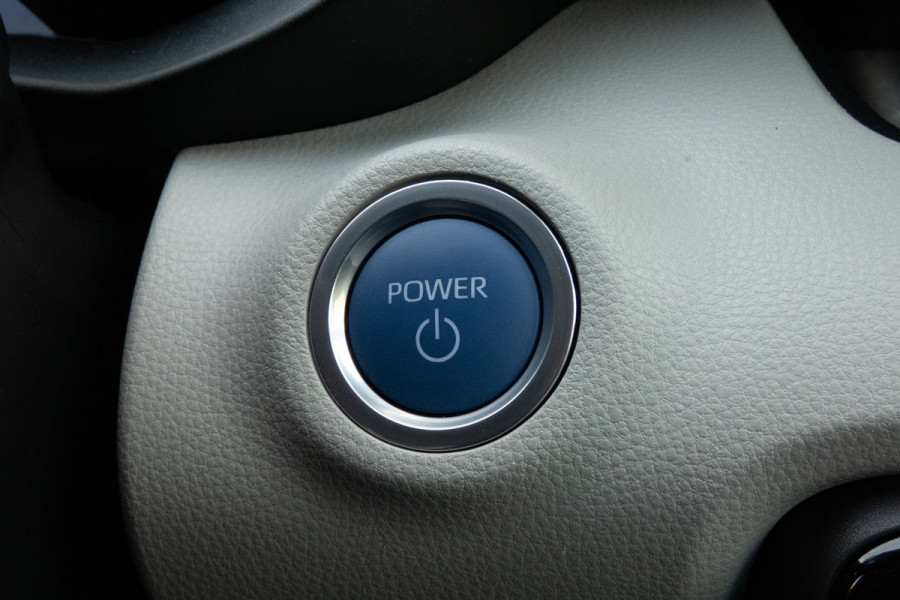 Toyota Yaris 1.5 Hybrid 115 First Edition | JBL | Head Up | ACC | Leder |