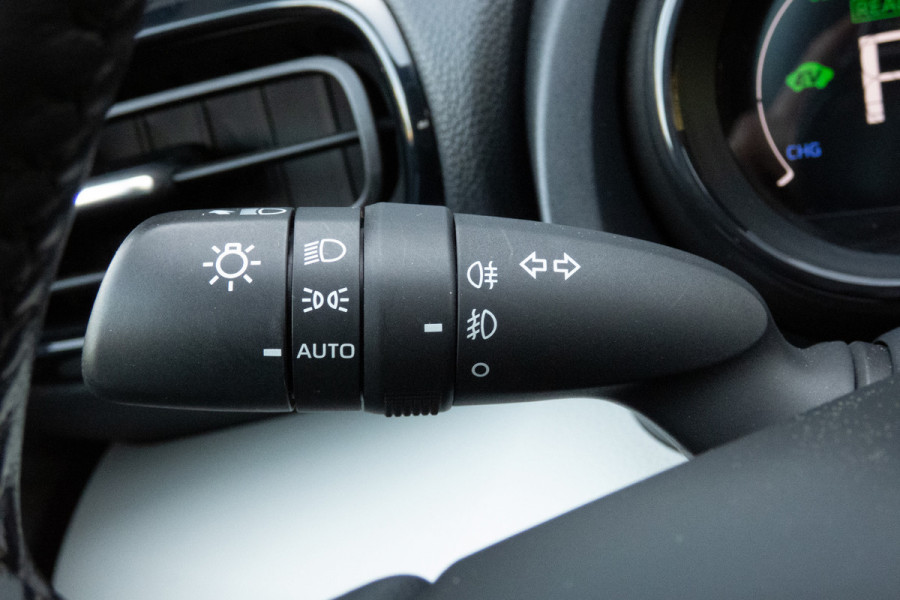 Toyota Yaris 1.5 Hybrid 115 First Edition | JBL | Head Up | ACC | Leder |