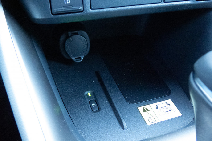 Toyota Yaris 1.5 Hybrid 115 First Edition | JBL | Head Up | ACC | Leder |