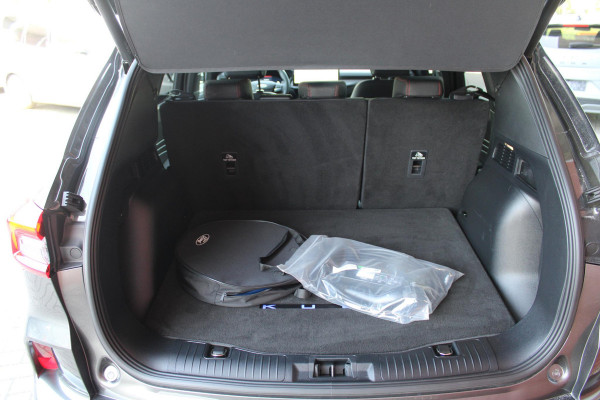 Ford Kuga 2.5 PHEV ST-Line X 242pk | Driver assistance Pack | Technology Pack | All Season Banden | 2.100 Trekgewicht | Camera | AGR Stoelen