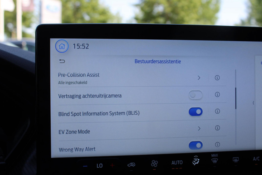 Ford Kuga 2.5 PHEV ST-Line X 242pk | Driver assistance Pack | Technology Pack | All Season Banden | 2.100 Trekgewicht | Camera | AGR Stoelen