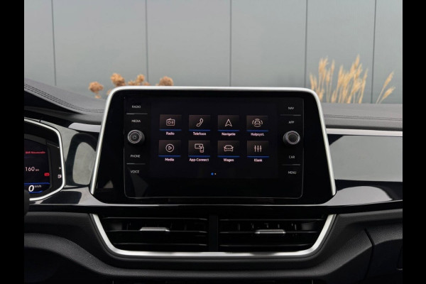 Volkswagen T-Roc 1.5 TSI | 3x R-Line | Camera | LED | 2025