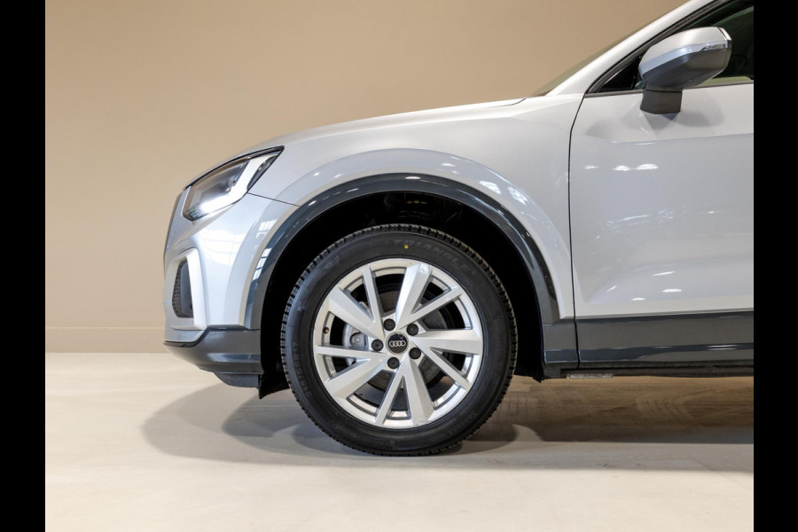 Audi Q2 35 TFSI Advanced edition / 150pk / Stoelverwarming / Adaptieve cruise control / Elektrische achterklep /