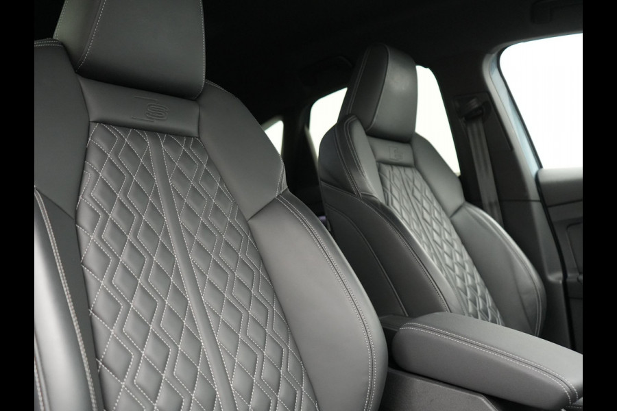 Audi Q4 e-tron Sportback 40 S Line 77 kWh 204pk | Adaptive Cruise | Valcona Lederen Sportstoelen Verwarmd | 20"L.M | Apple Carplay | Keyless | Blis | Camera | Virtual | Navigatie | DAB |