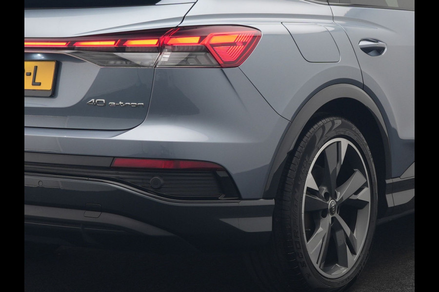 Audi Q4 e-tron Sportback 40 S Line 77 kWh 204pk | Adaptive Cruise | Valcona Lederen Sportstoelen Verwarmd | 20"L.M | Apple Carplay | Keyless | Blis | Camera | Virtual | Navigatie | DAB |