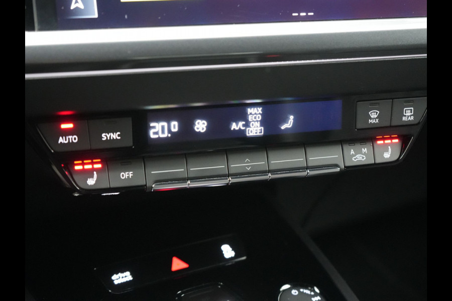 Audi Q4 e-tron Sportback 40 S Line 77 kWh 204pk | Adaptive Cruise | Valcona Lederen Sportstoelen Verwarmd | 20"L.M | Apple Carplay | Keyless | Blis | Camera | Virtual | Navigatie | DAB |