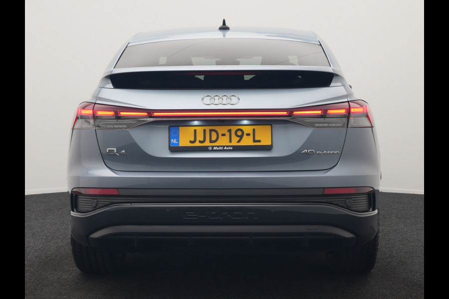Audi Q4 e-tron Sportback 40 S Line 77 kWh 204pk | Adaptive Cruise | Valcona Lederen Sportstoelen Verwarmd | 20"L.M | Apple Carplay | Keyless | Blis | Camera | Virtual | Navigatie | DAB |