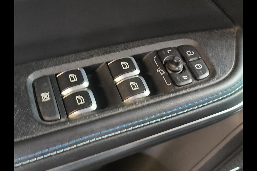 Lynk & Co 01 1.5 Plug-in Hybrid * 360* camera Pano/dak Apple/Carplay Adaptive/Cruise Rijklaar + 12 maanden Bovag-garantie  Henk Jongen Auto's in Helmond,  al 50 jaar service zoals 't hoort!